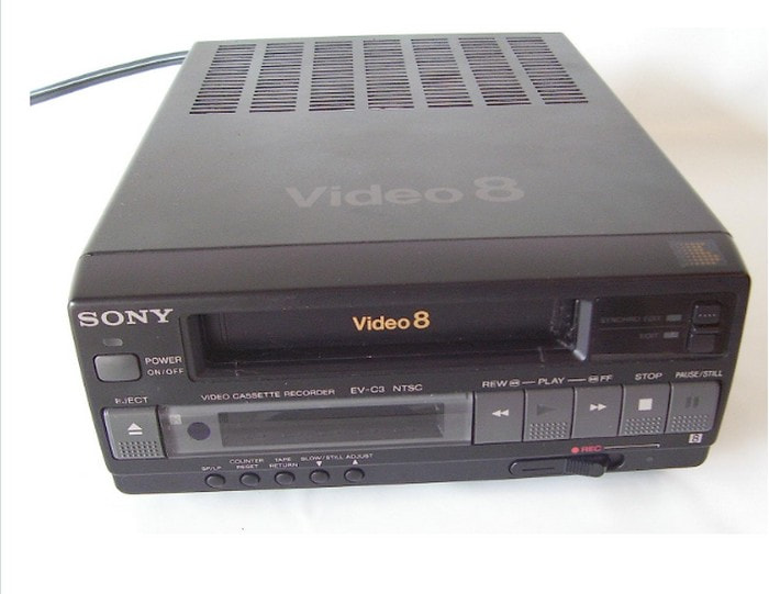 Sony EVP-90 Hi8 Video8 8mm Video Cassette Player No power Supply.